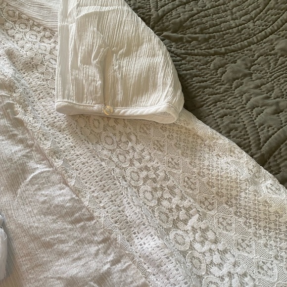 Catherines 3x Gauze Peasant Blouse - Picture 5 of 5